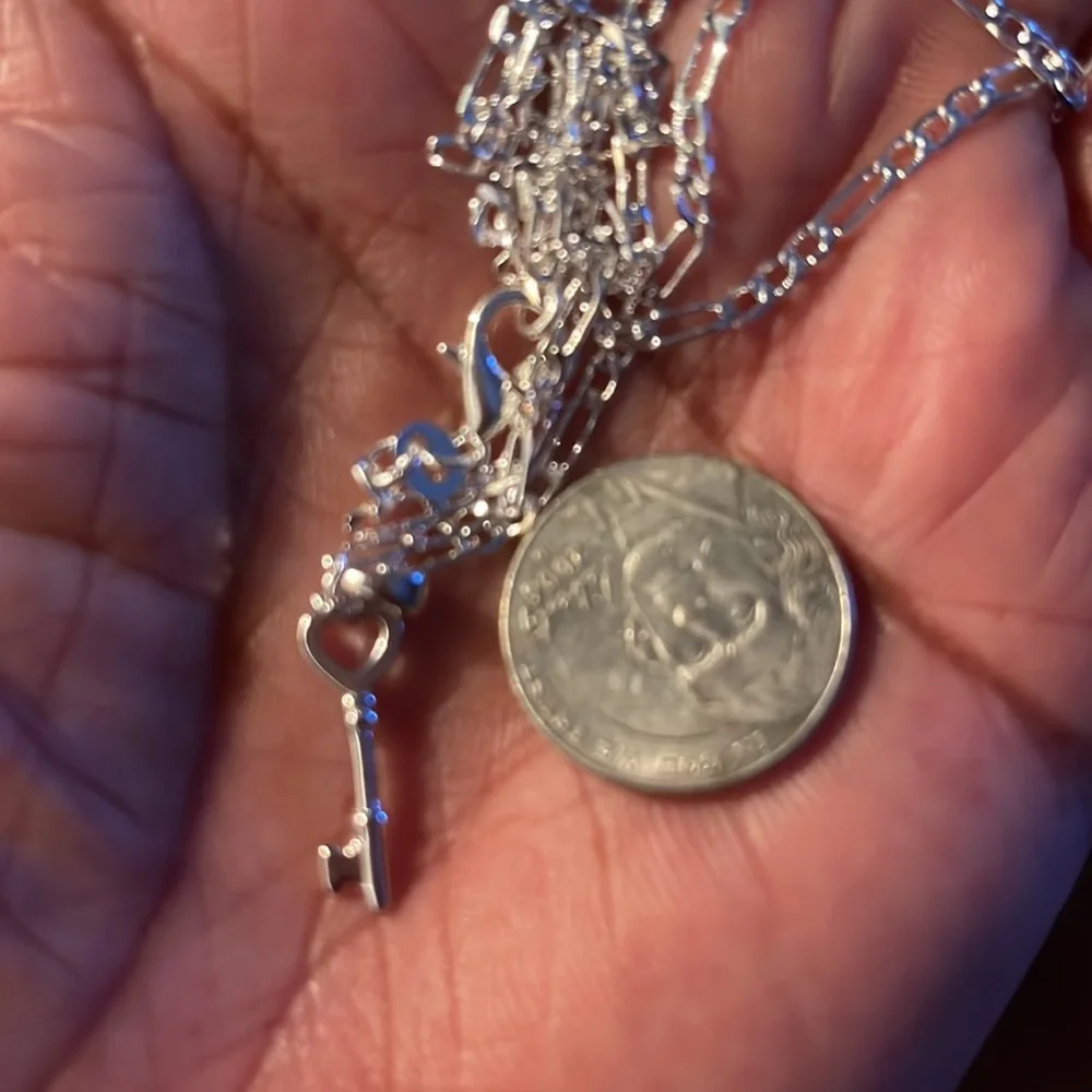 COPY - Sterling Silver 925 “Key to my Heart” Necklace Pendant - Picture 3 of 3